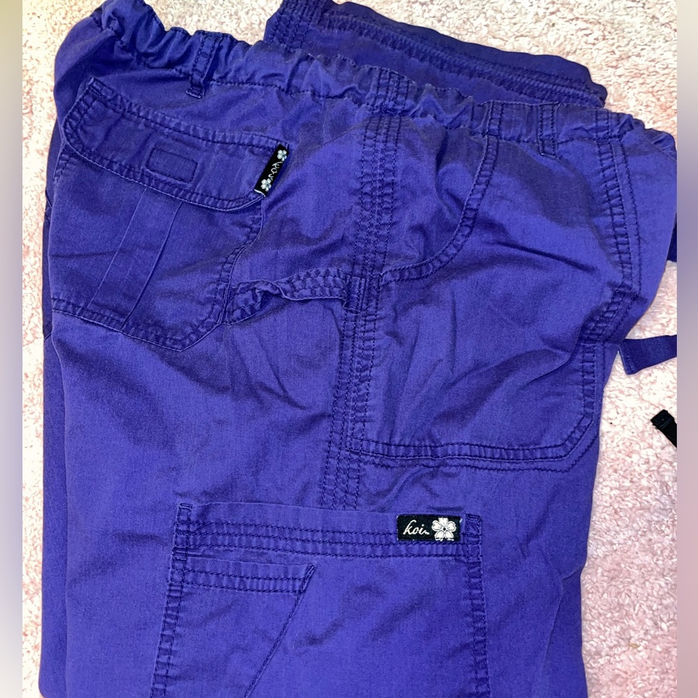 Koi L purple cargo straight leg scrub pants